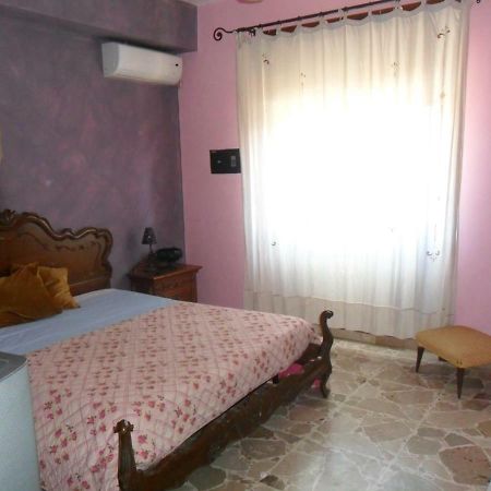 B&B PinkHouse Milazzo Exterior foto